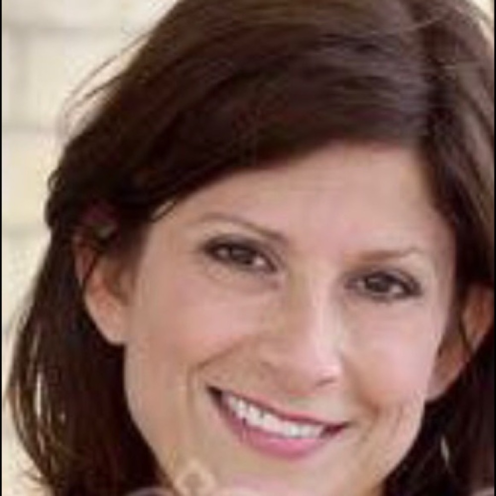 Meet your Posher, Laurie